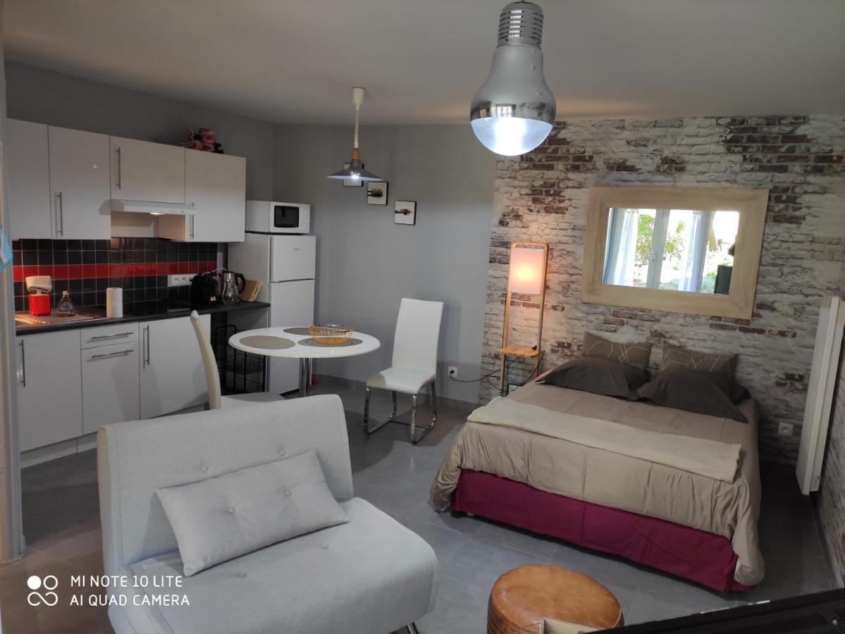 La Pause Studio Sur Le Quai Maupassant A 费康 外观 照片